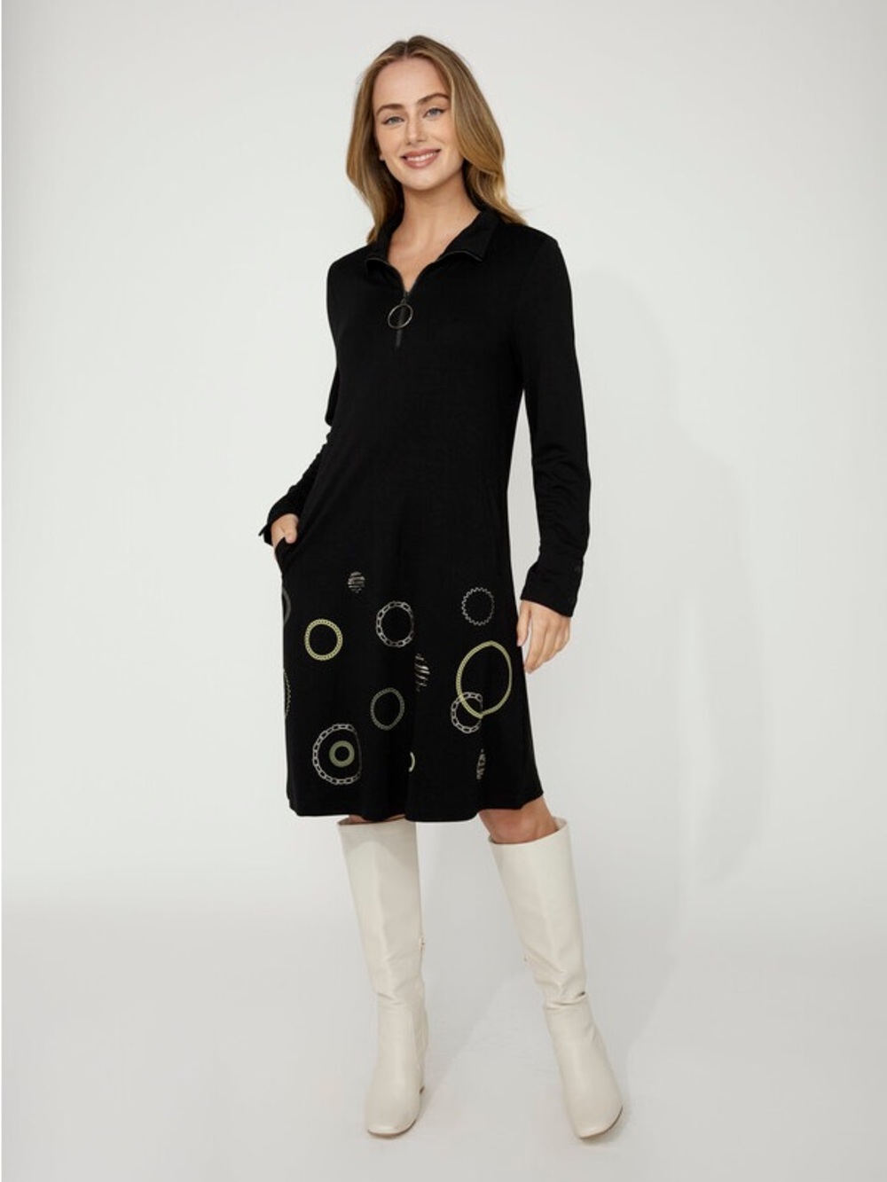 Dolcezza Knee-length A-line Dress Size